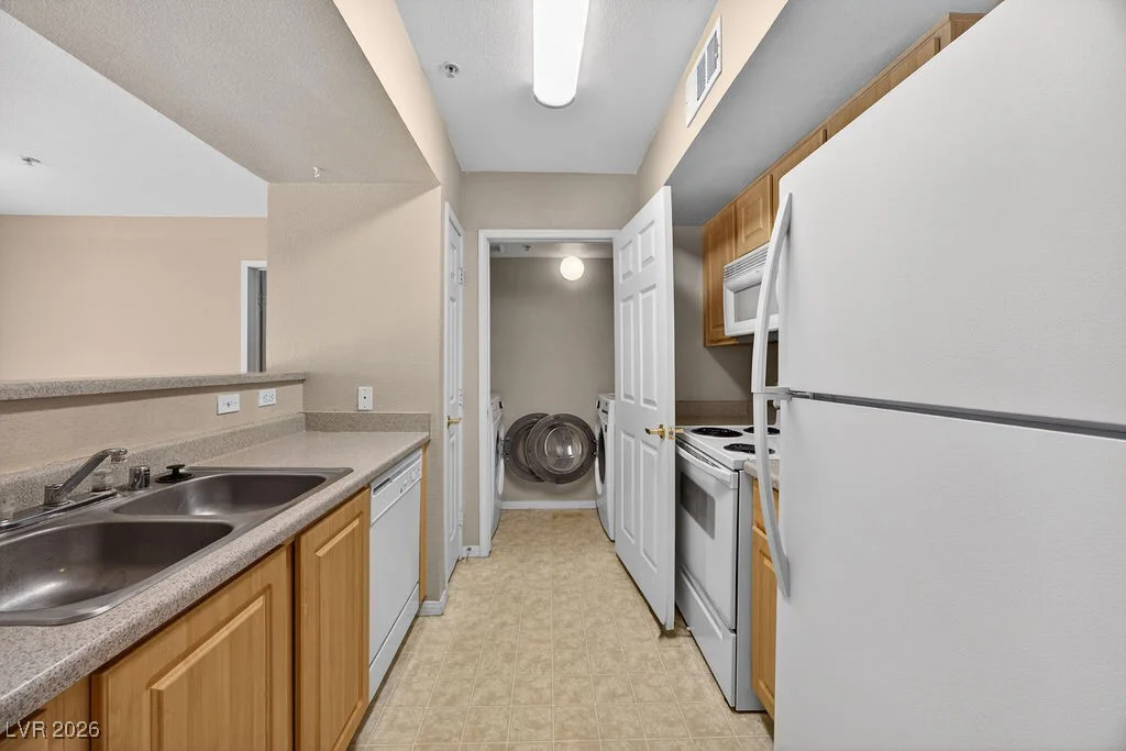 6955 Durango, Las Vegas, NV 89149