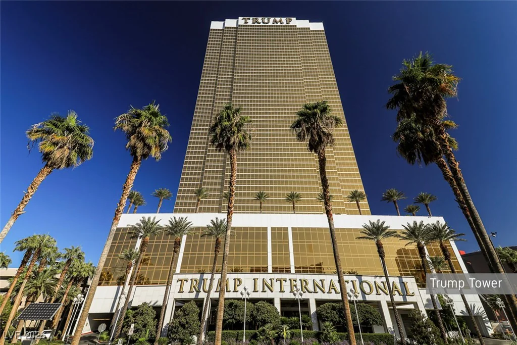 2000 Fashion Show, Las Vegas, NV 89109