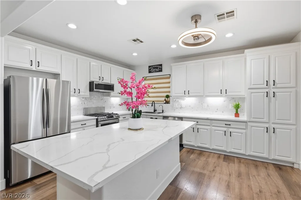 10594 Verona Wood, Las Vegas, NV 89141