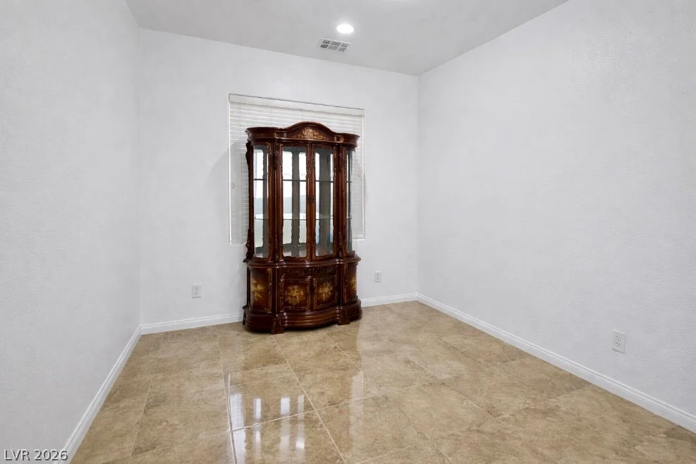 10594 Verona Wood, Las Vegas, NV 89141