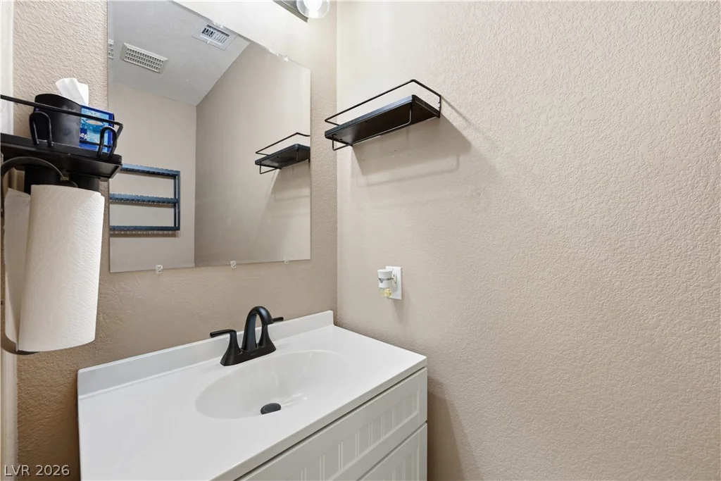 10594 Verona Wood, Las Vegas, NV 89141