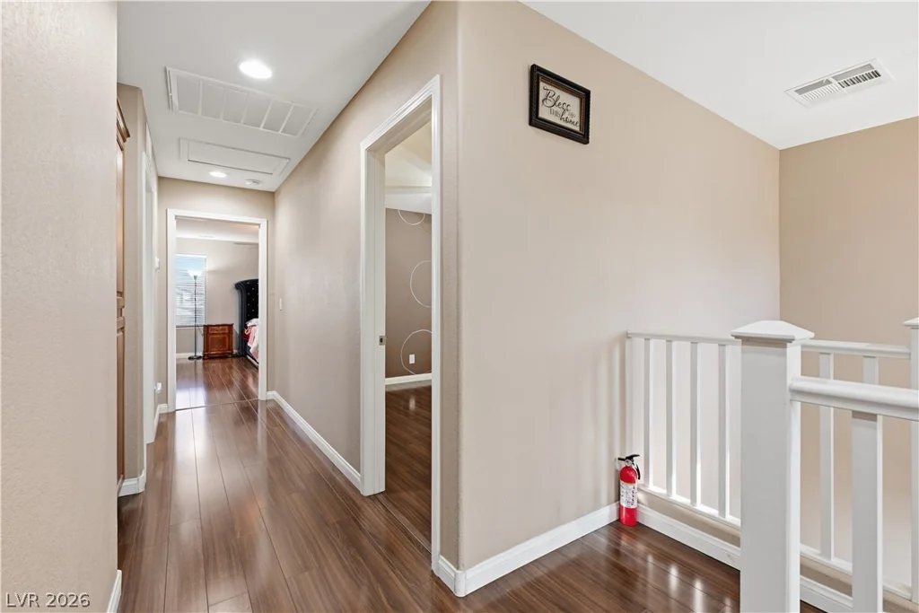 10594 Verona Wood, Las Vegas, NV 89141