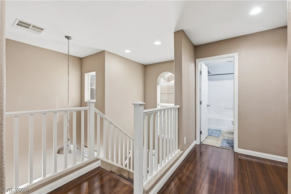 10594 Verona Wood, Las Vegas, NV 89141