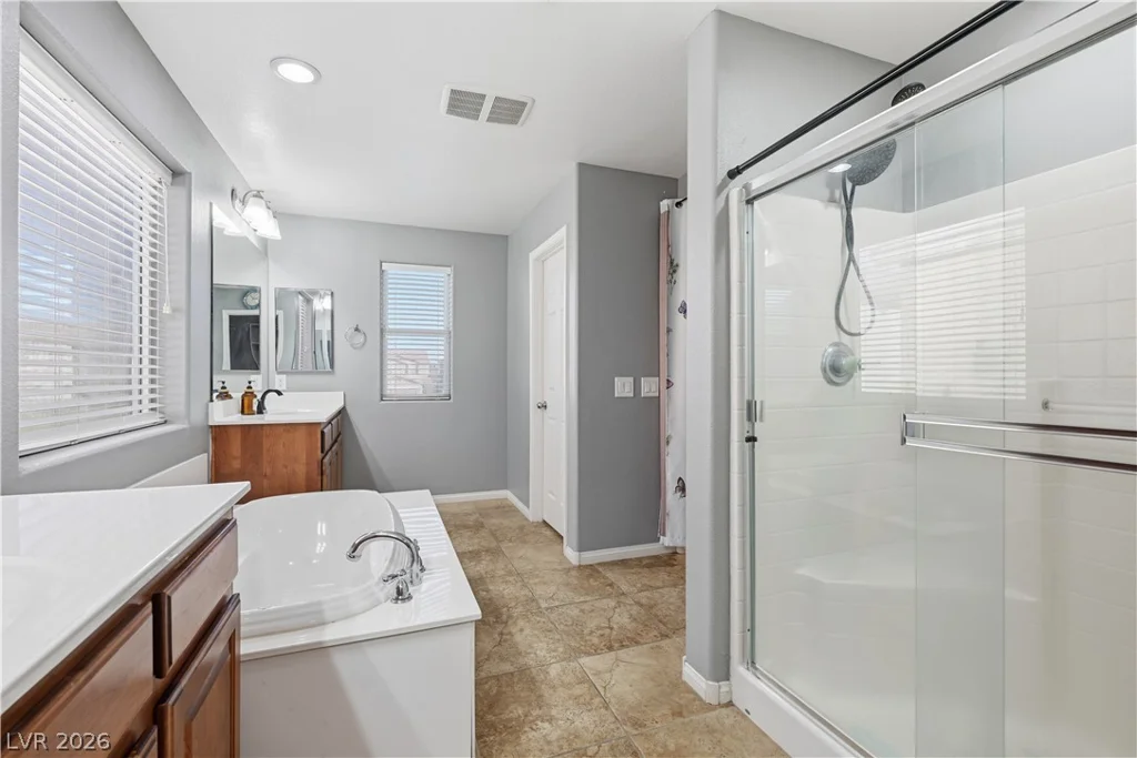 10594 Verona Wood, Las Vegas, NV 89141