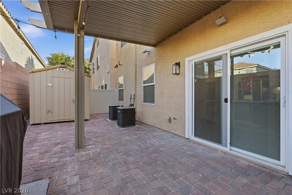 10594 Verona Wood, Las Vegas, NV 89141