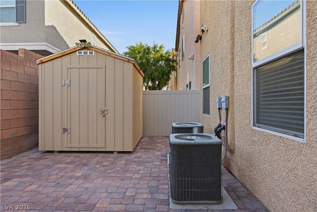 10594 Verona Wood, Las Vegas, NV 89141