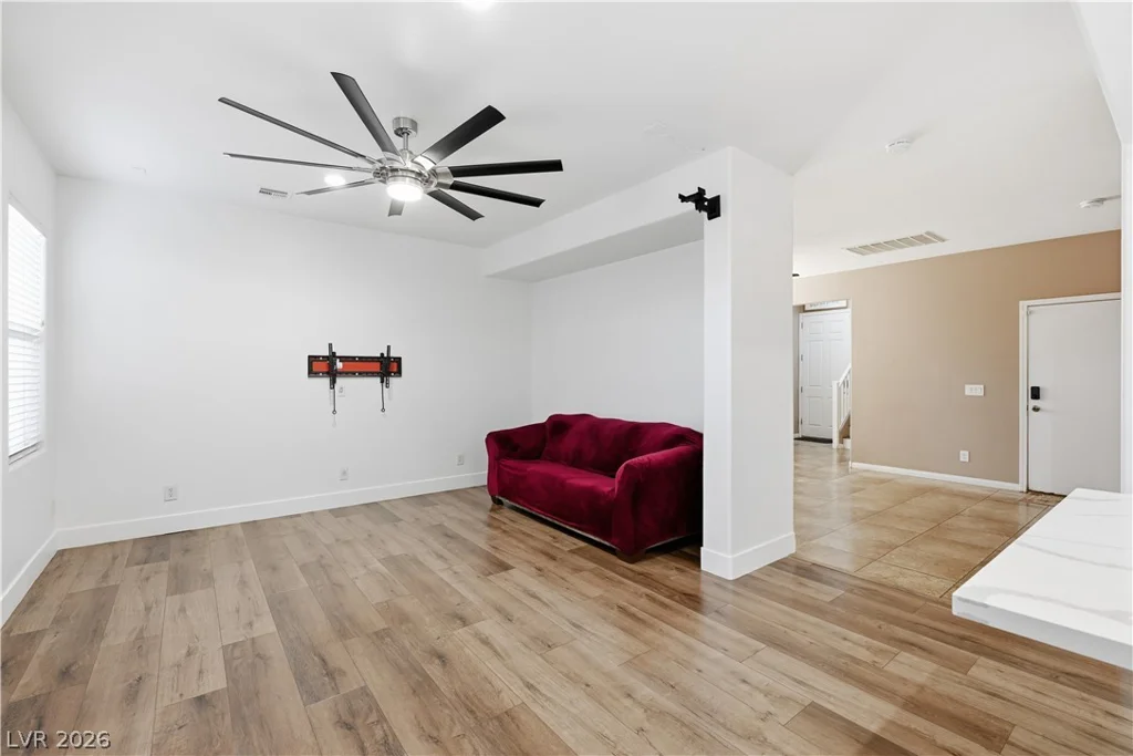 10594 Verona Wood, Las Vegas, NV 89141