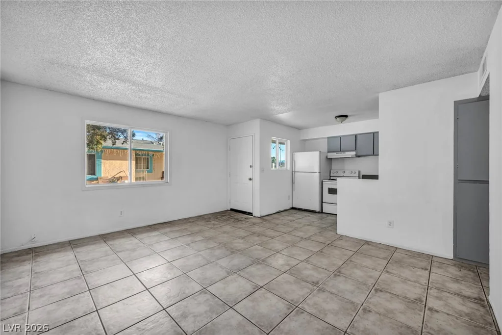 2230 Lamb, Las Vegas, NV 89115