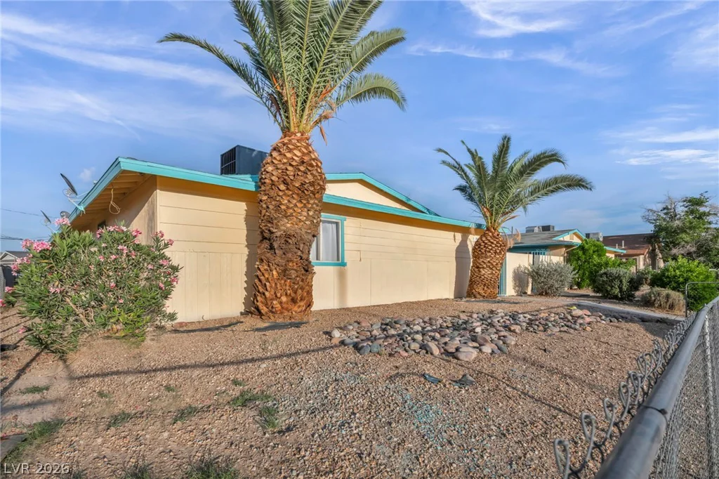 2230 Lamb, Las Vegas, NV 89115