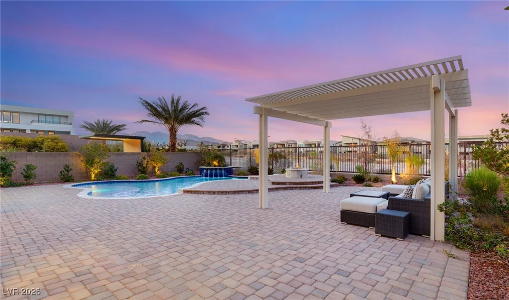 5201 Fading Sunset, Las Vegas, NV 89135
