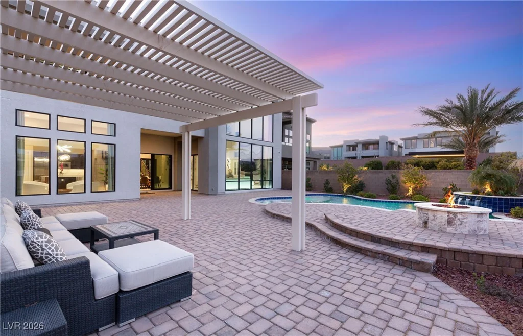 5201 Fading Sunset, Las Vegas, NV 89135