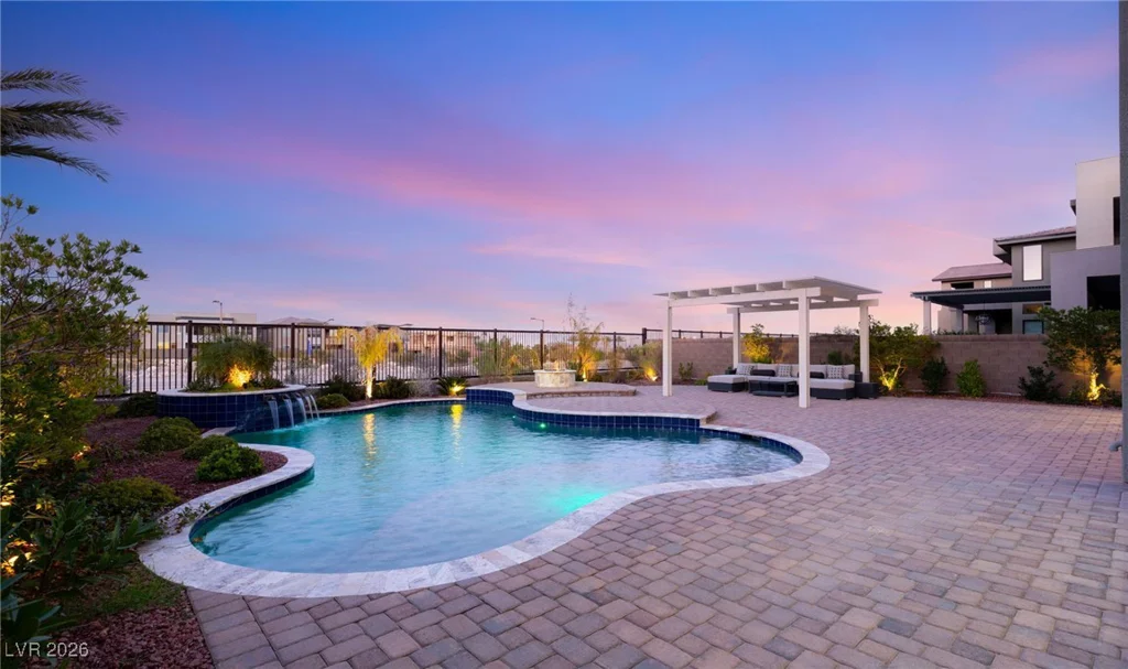 5201 Fading Sunset, Las Vegas, NV 89135