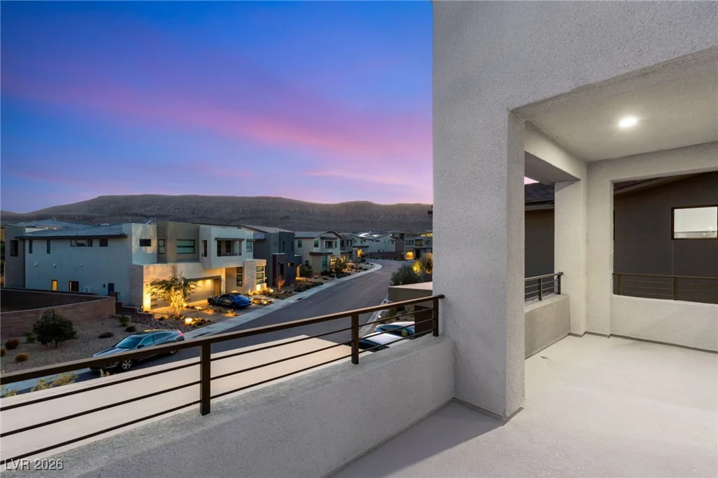 5201 Fading Sunset, Las Vegas, NV 89135