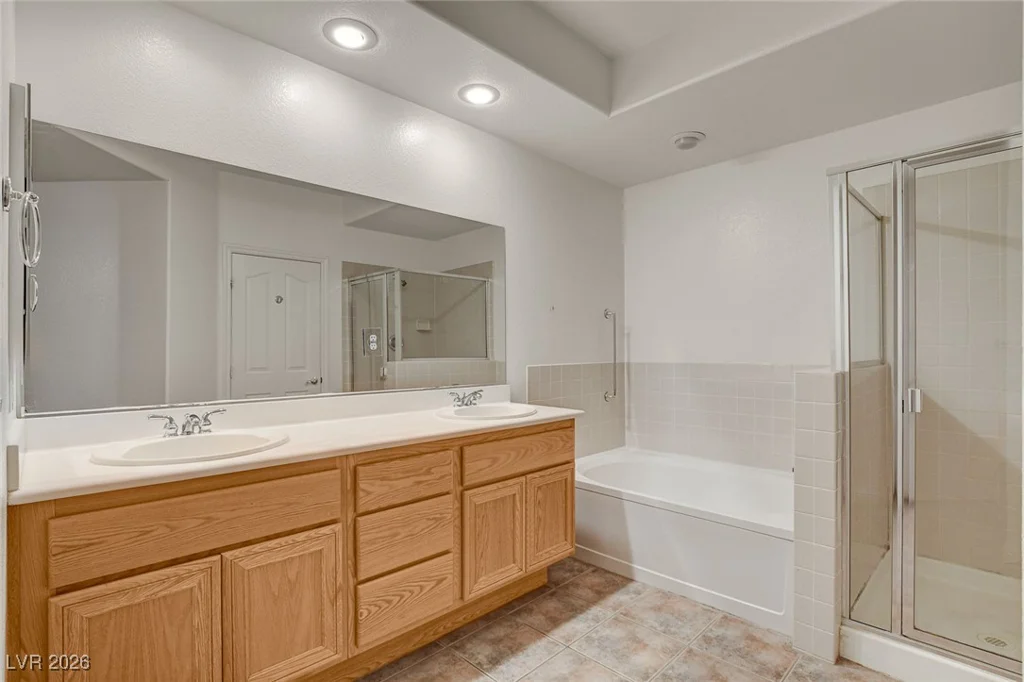983 Coatbridge, Las Vegas, NV 89145