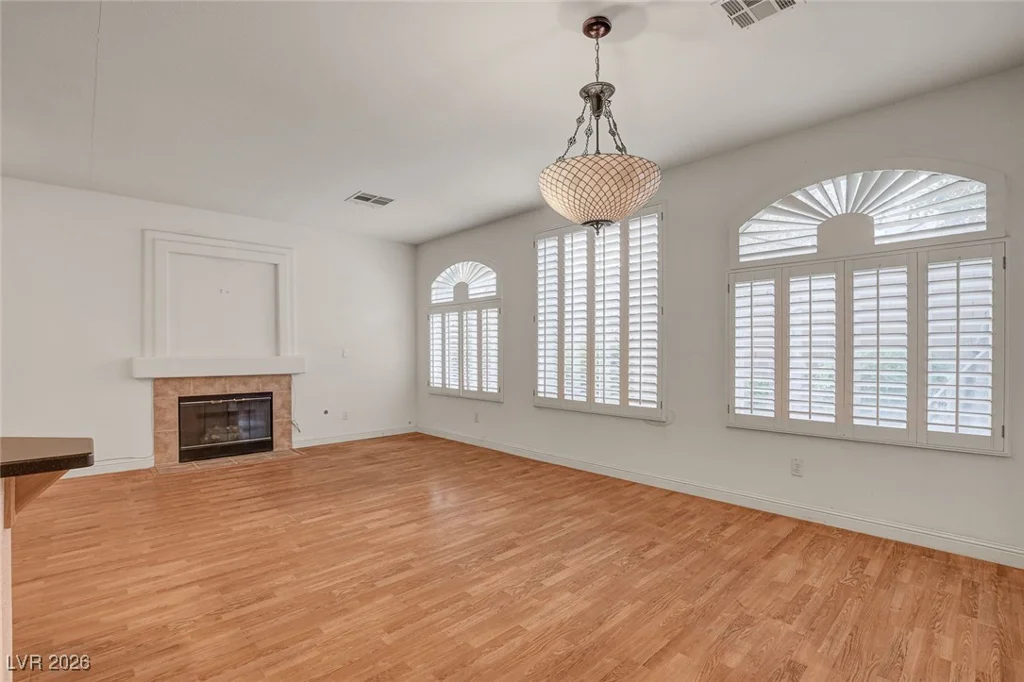 983 Coatbridge, Las Vegas, NV 89145