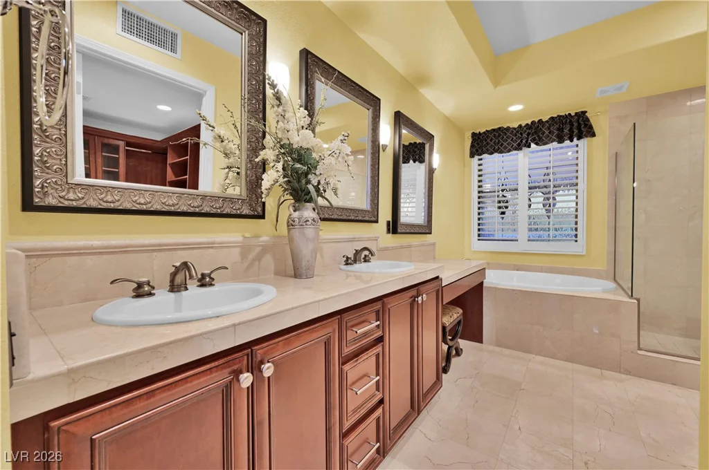 20 Via Mantova, Henderson, NV 89011