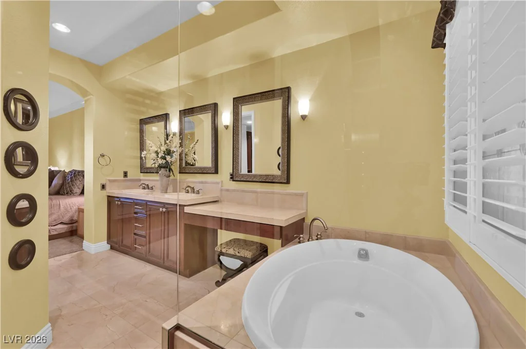 20 Via Mantova, Henderson, NV 89011