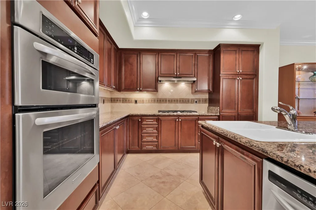 20 Via Mantova, Henderson, NV 89011