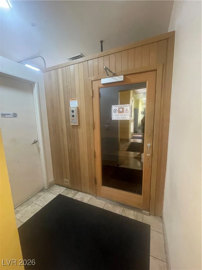 39 Agate, Las Vegas, NV 89123