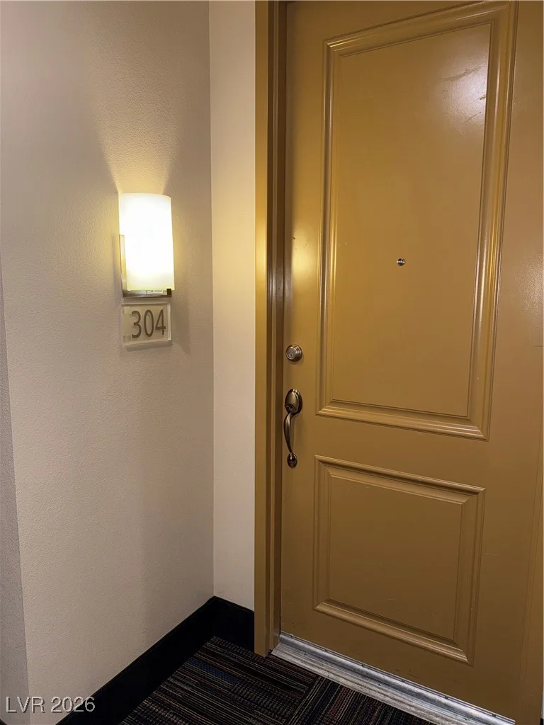 39 Agate, Las Vegas, NV 89123