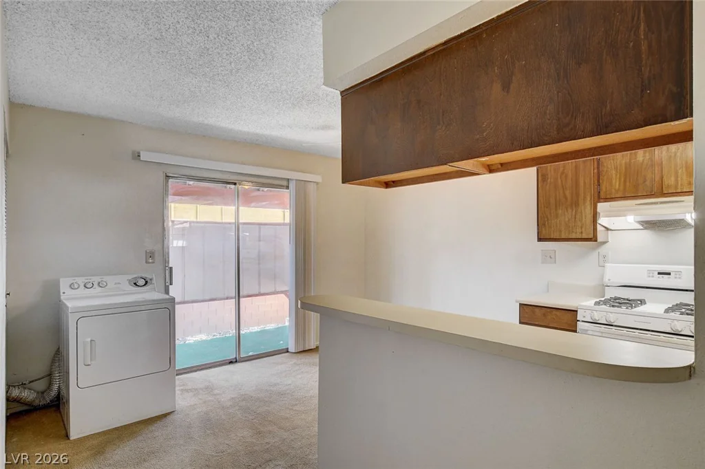 401 Lamb, Las Vegas, NV 89110