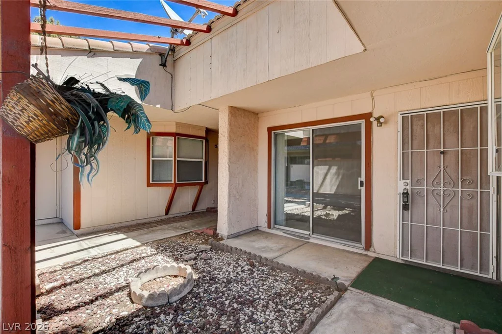 401 Lamb, Las Vegas, NV 89110