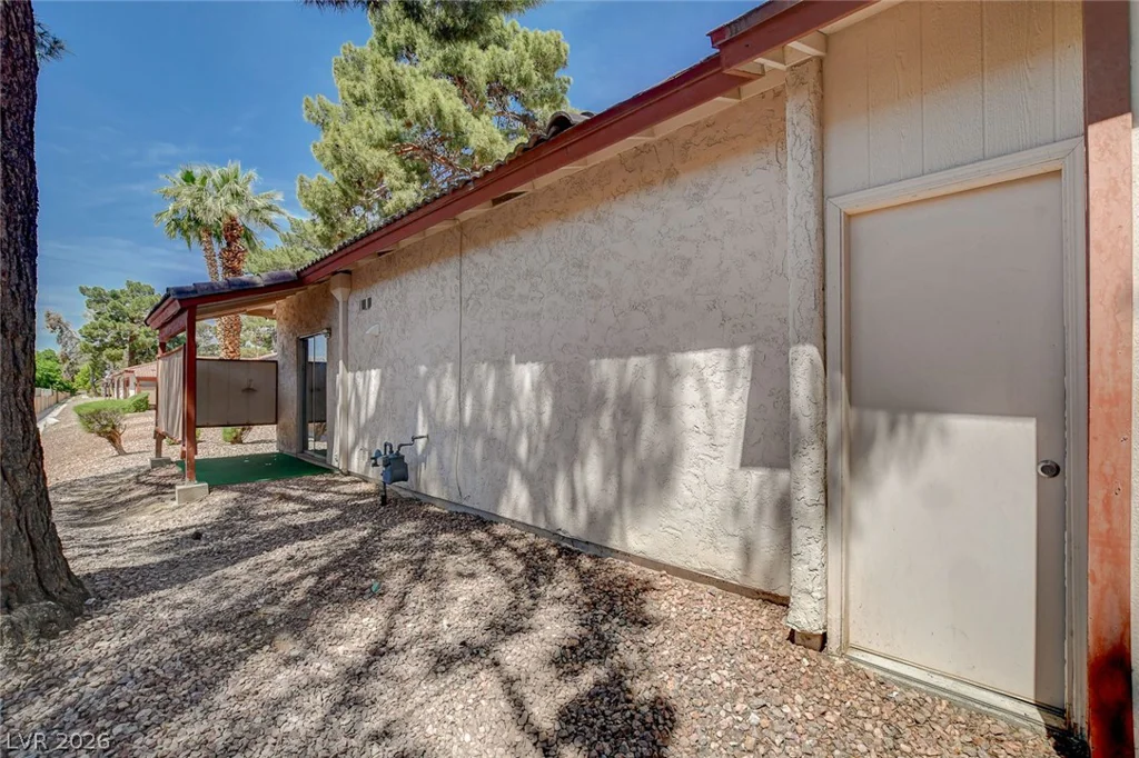 401 Lamb, Las Vegas, NV 89110