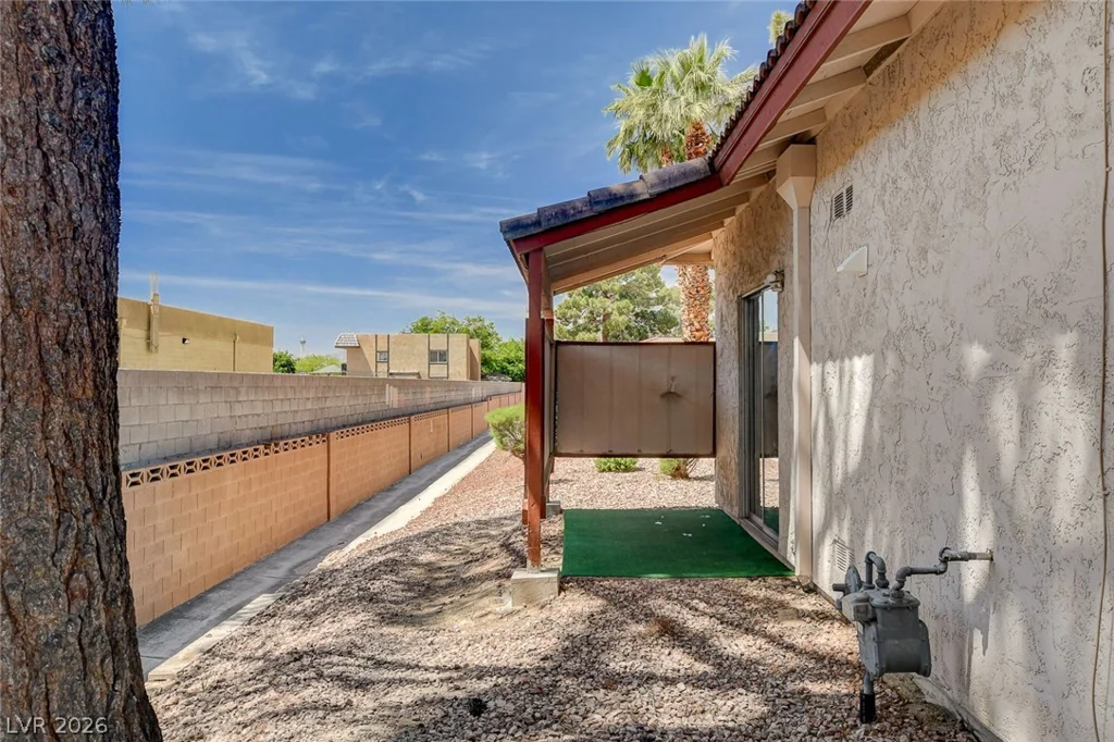 401 Lamb, Las Vegas, NV 89110