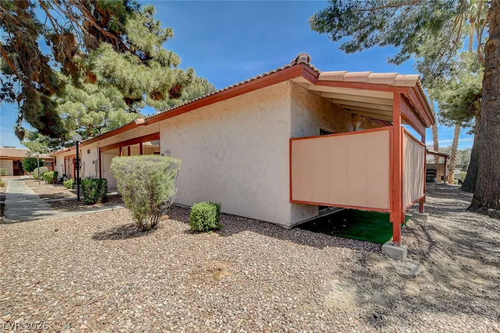 401 Lamb, Las Vegas, NV 89110
