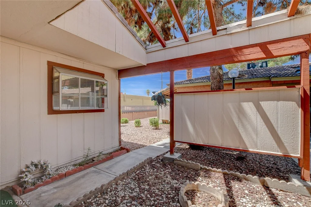 401 Lamb, Las Vegas, NV 89110