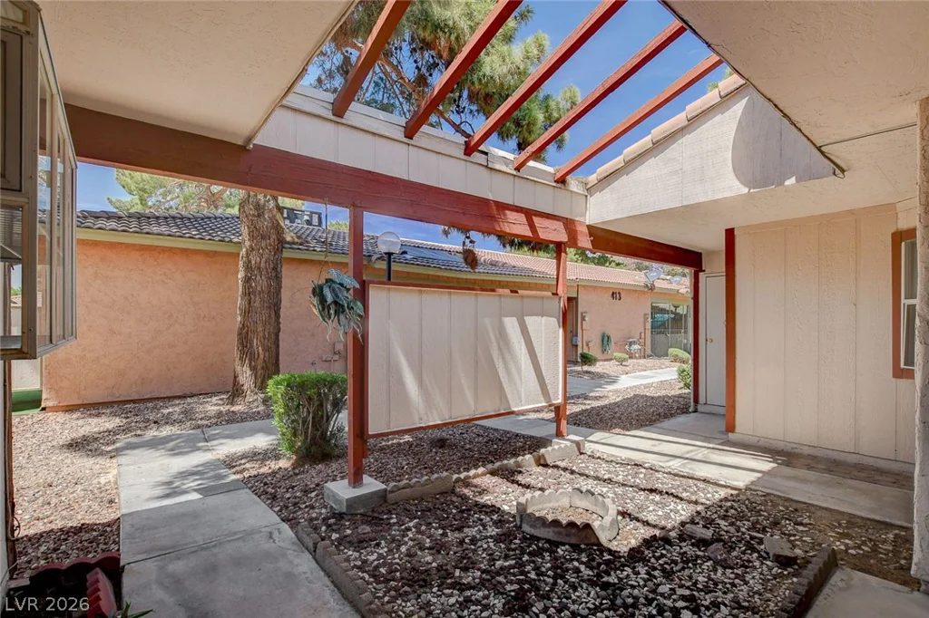 401 Lamb, Las Vegas, NV 89110
