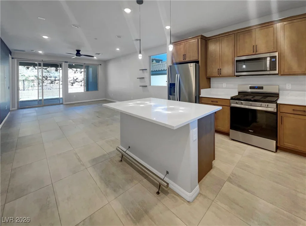 77 Stone Bluff, Henderson, NV 89011