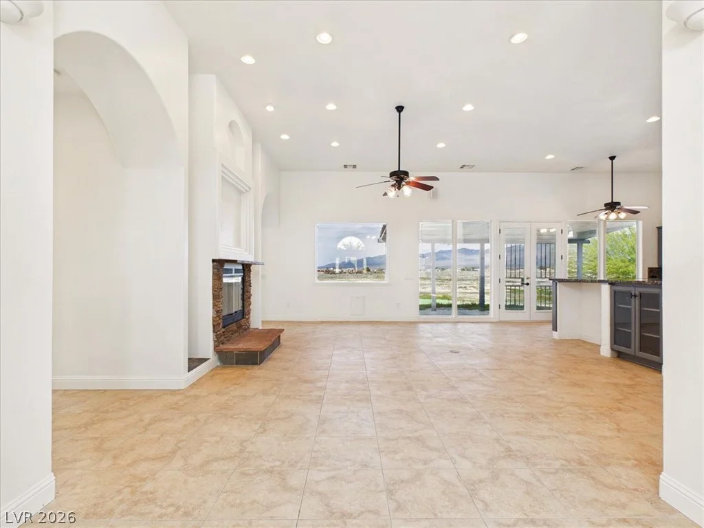 460 Hickory, Pahrump, NV 89048