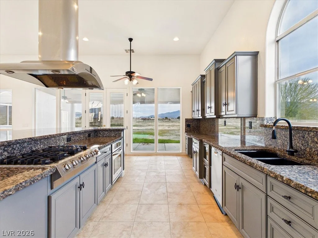 460 Hickory, Pahrump, NV 89048
