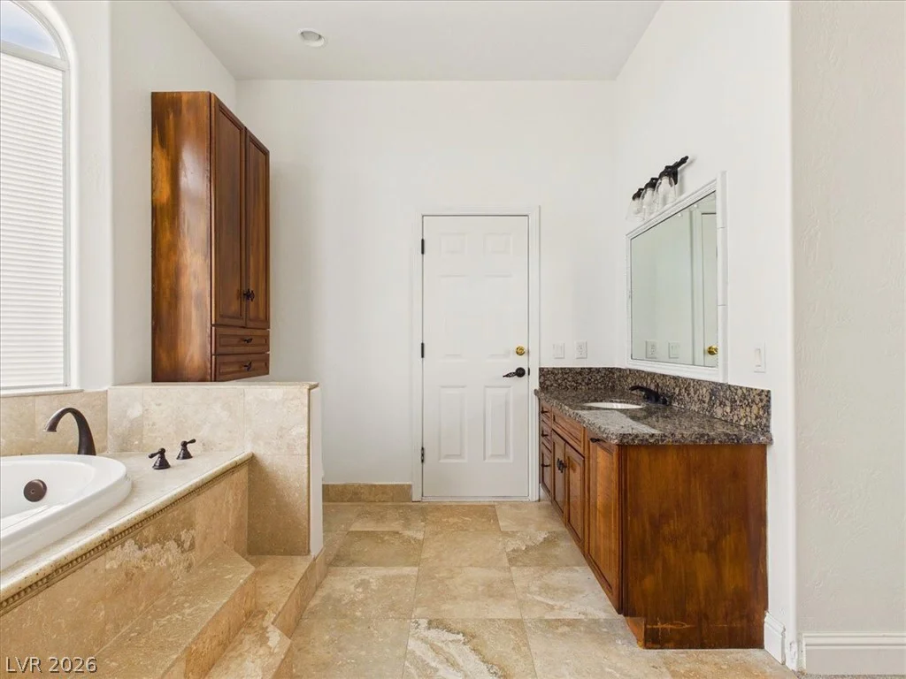 460 Hickory, Pahrump, NV 89048