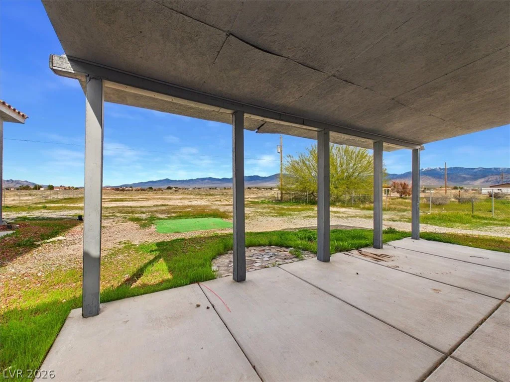 460 Hickory, Pahrump, NV 89048