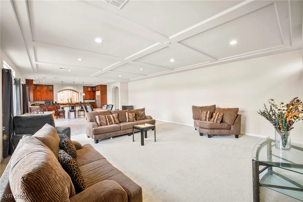 8276 Windsor Oaks, Las Vegas, NV 89139