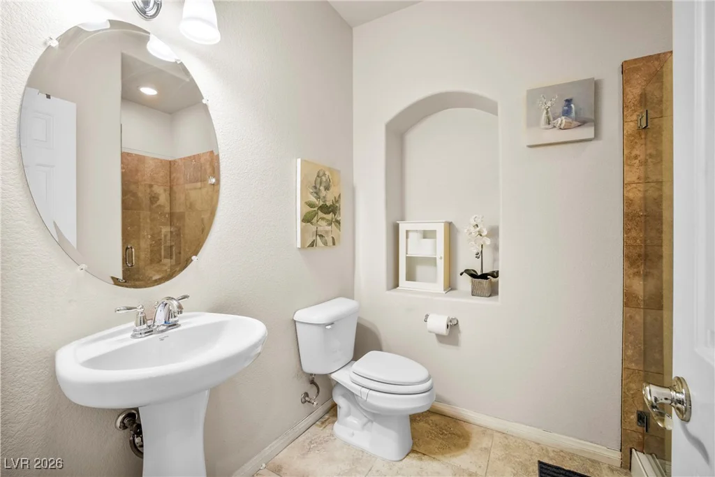8276 Windsor Oaks, Las Vegas, NV 89139