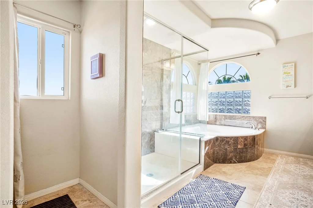 8276 Windsor Oaks, Las Vegas, NV 89139