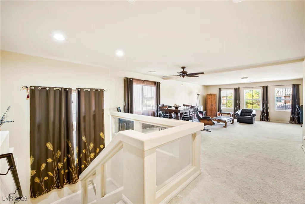 8276 Windsor Oaks, Las Vegas, NV 89139