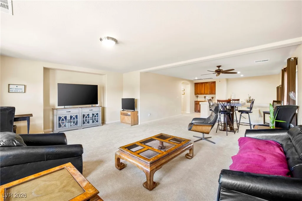 8276 Windsor Oaks, Las Vegas, NV 89139