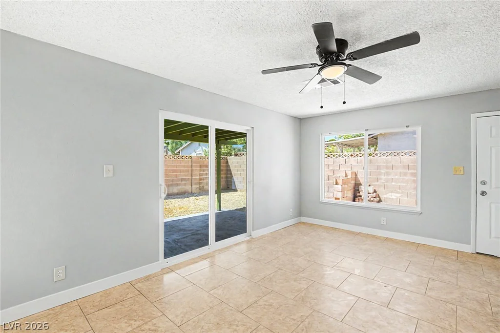 4793 Via Renaldo, Las Vegas, NV 89103