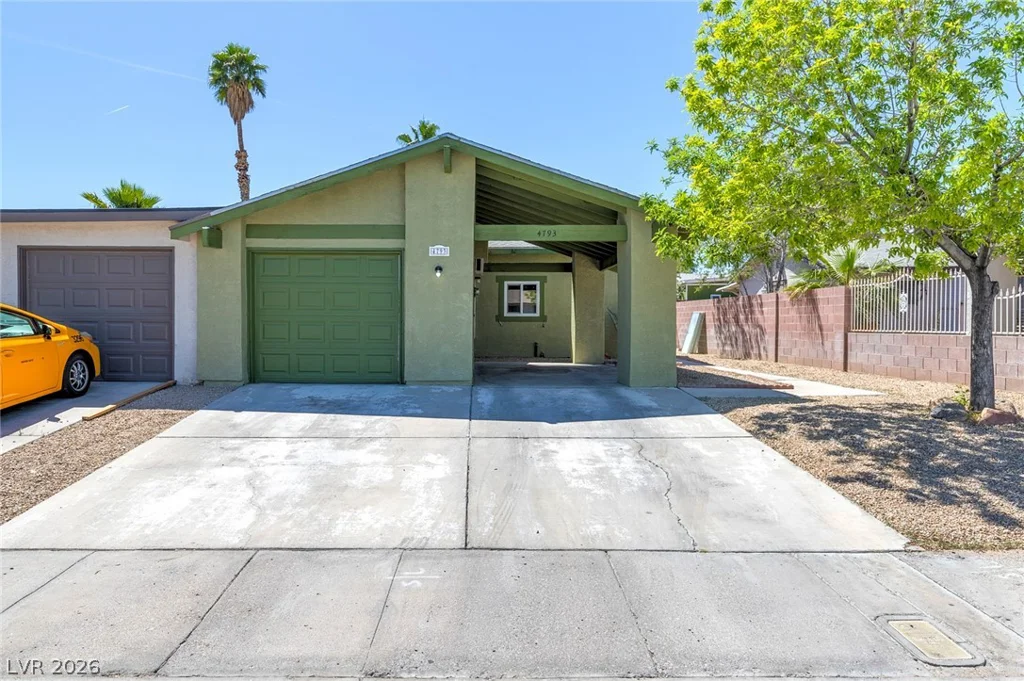 4793 Via Renaldo, Las Vegas, NV 89103