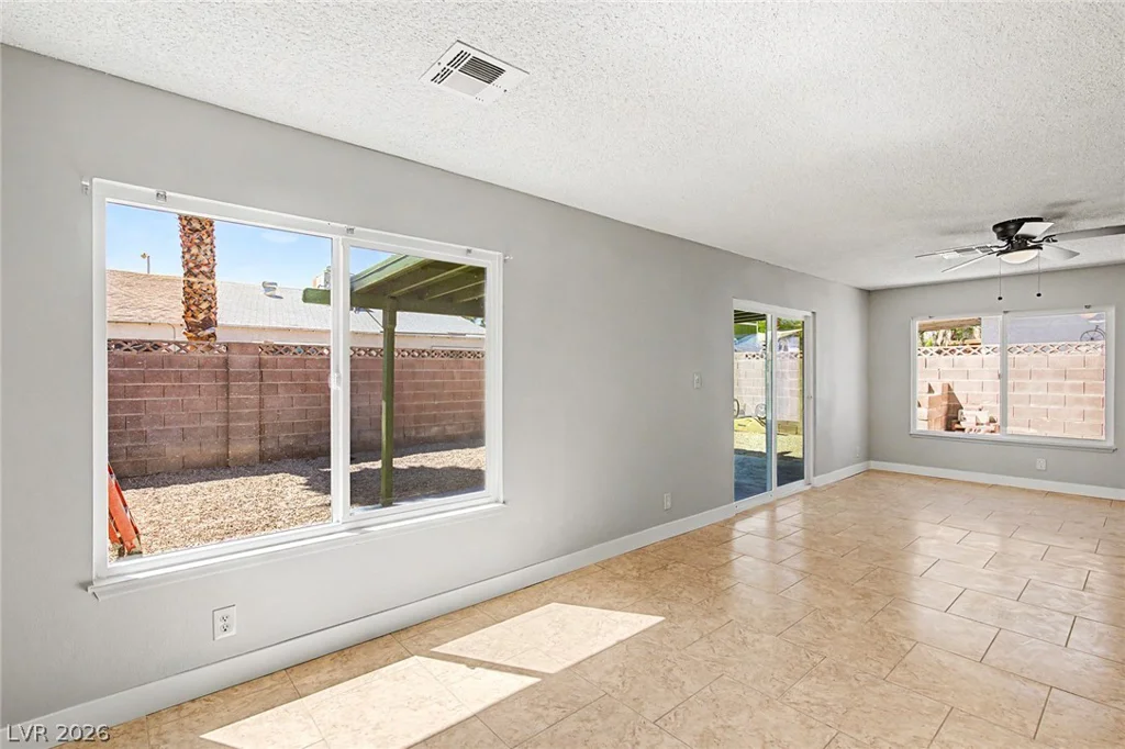 4793 Via Renaldo, Las Vegas, NV 89103