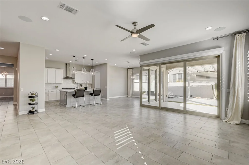 12658 New Providence, Las Vegas, NV 89141