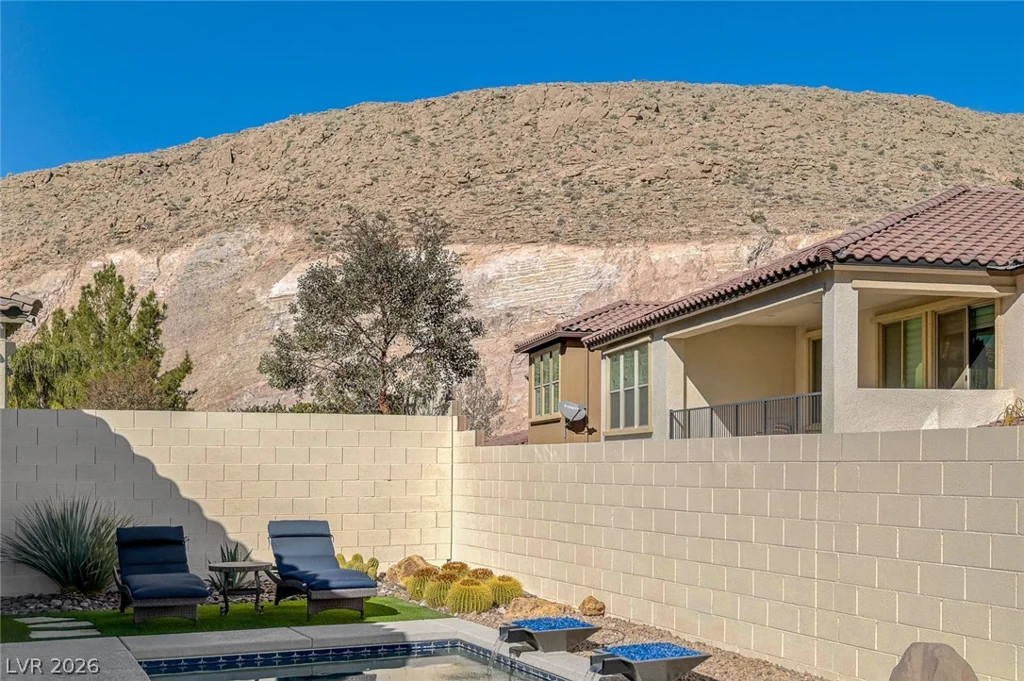 12658 New Providence, Las Vegas, NV 89141