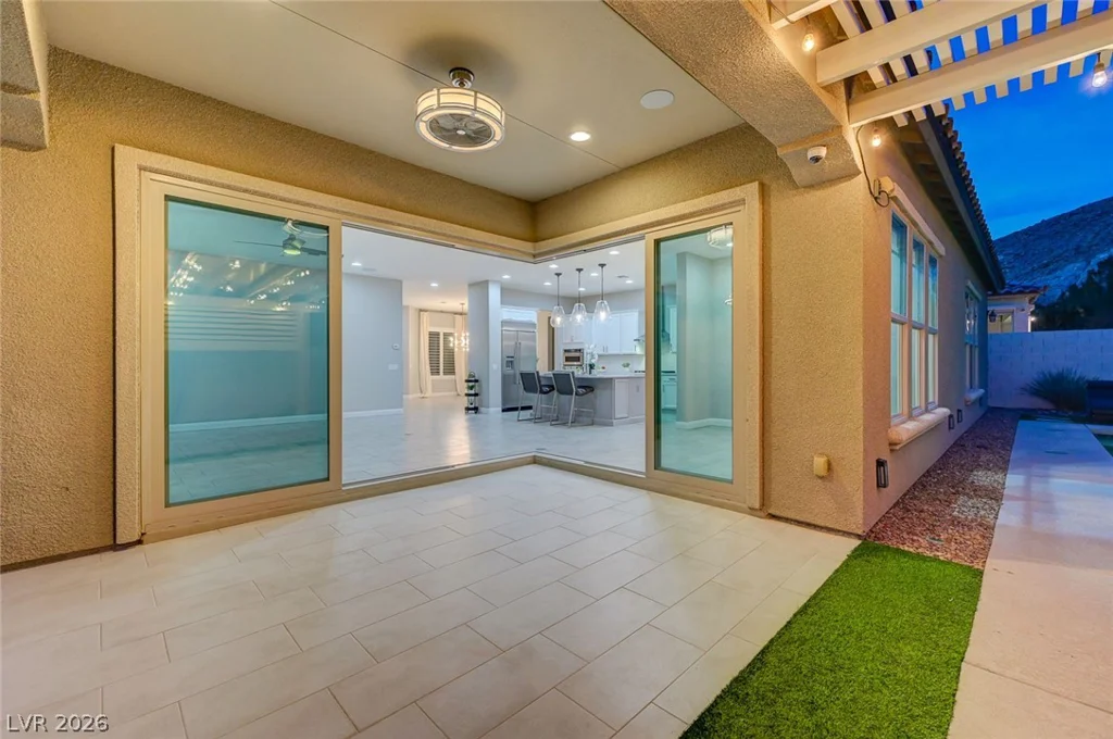 12658 New Providence, Las Vegas, NV 89141