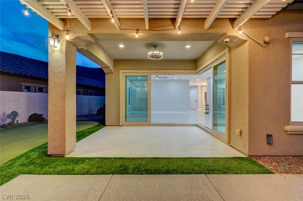 12658 New Providence, Las Vegas, NV 89141