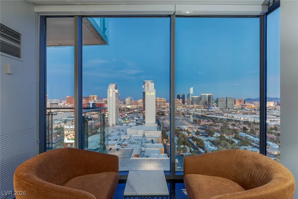 4381 FLAMINGO, Las Vegas, NV 89103