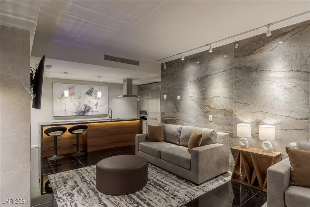 4381 FLAMINGO, Las Vegas, NV 89103